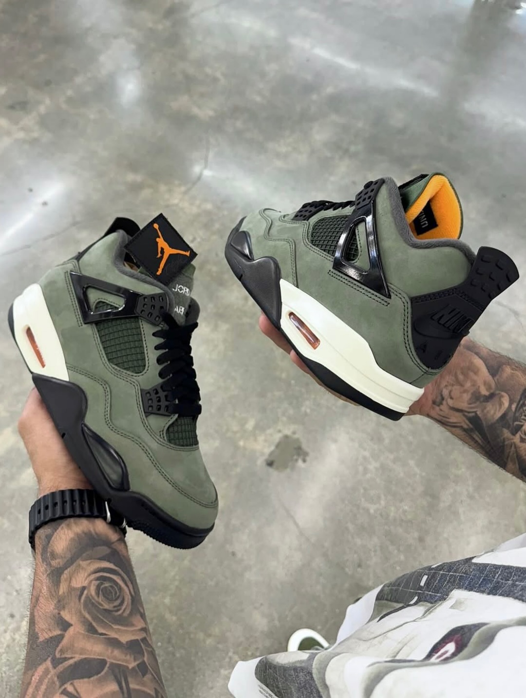 UNDEFEATED,Air Jordan 4,IB1519 有消息了!UNDFTD x AJ4 的货量是... UNDEFEATED,Air Jordan 4,IB1519 有消息了!UNDFTD x AJ4 的货量是...