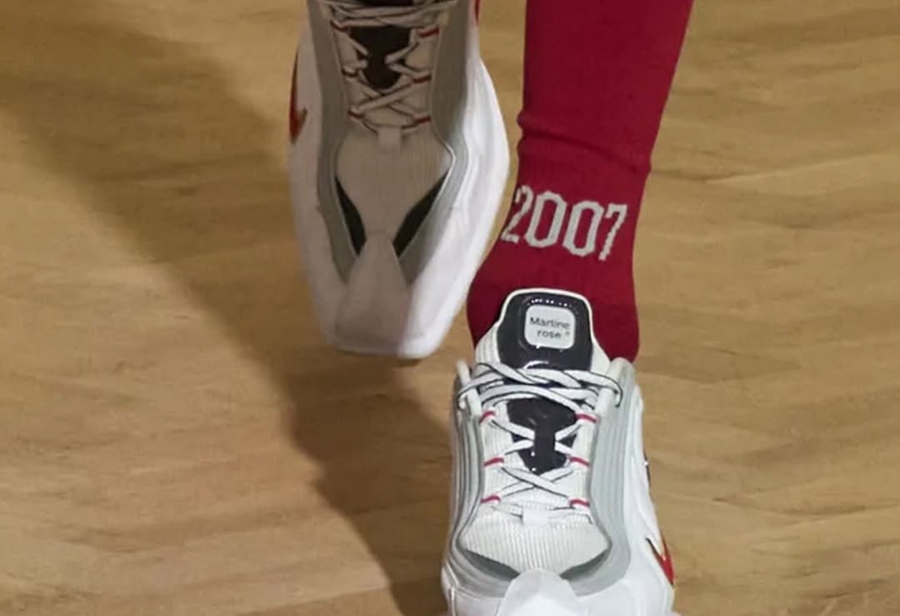 Nike,Martine Rose Nike「最怪联名鞋」回归!新配色给几分? Nike,Martine Rose Nike「最怪联名鞋」回归!新配色给几分?
