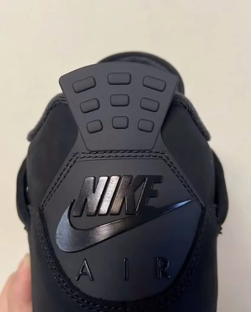 AJ,Air Jordan 4,Black Cat,FV50 「黑猫 AJ4」实物泄露!年底登场! AJ,Air Jordan 4,Black Cat,FV50 「黑猫 AJ4」实物泄露!年底登场!