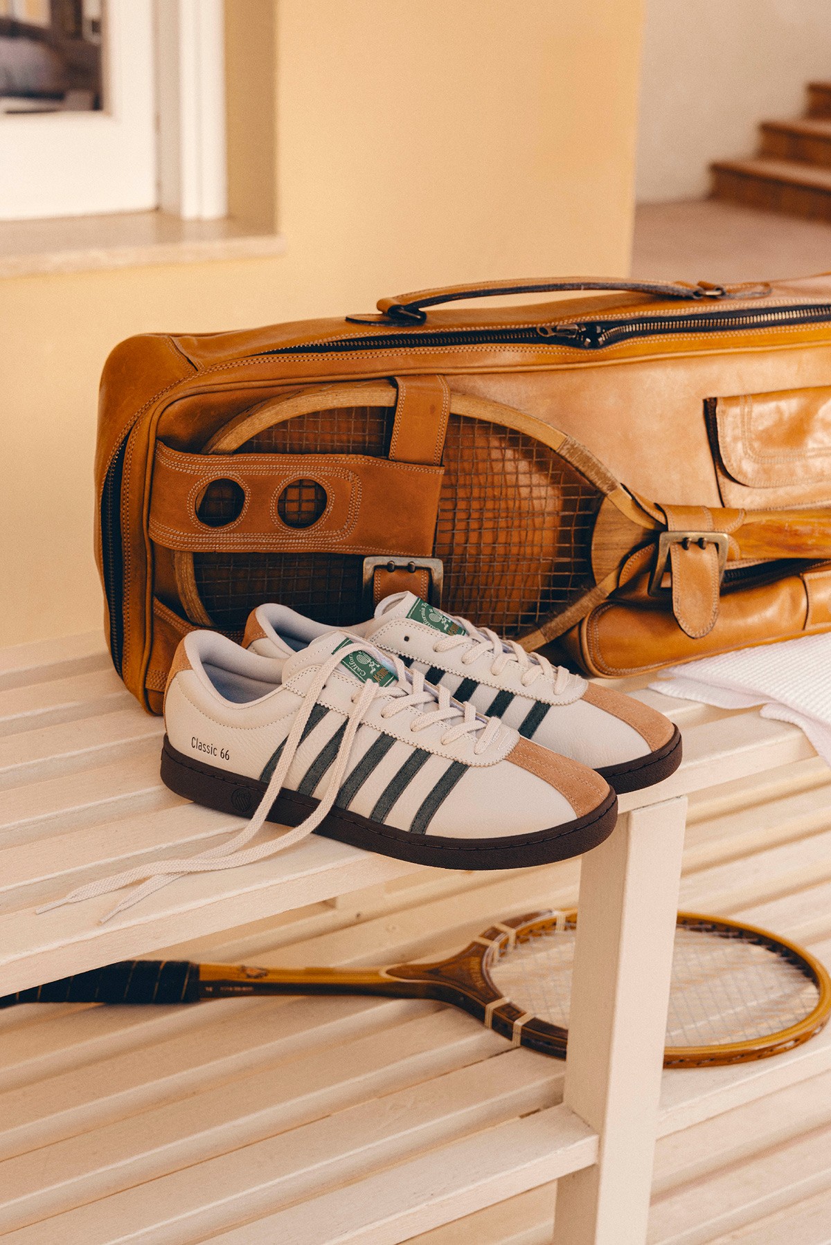 Classic 66,K·SWISS,K-SWISS 熟悉的五条杠回归!你还记得这双经典的小白鞋吗? Classic 66,K·SWISS,K-SWISS 熟悉的五条杠回归!你还记得这双经典的小白鞋吗?