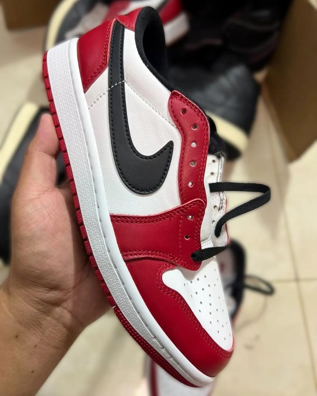 AJ,Air Jordan 1 Low OG,Chicago 上次市价万元!这双「芝加哥 AJ」要来了! AJ,Air Jordan 1 Low OG,Chicago 上次市价万元!这双「芝加哥 AJ」要来了!