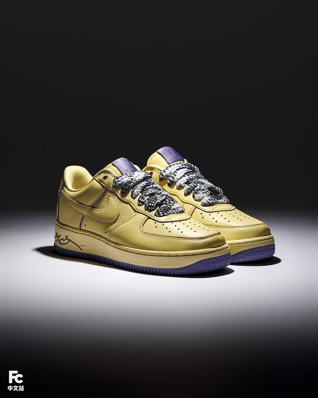 Kobe,Nike,Air Force 1 Low 市价不便宜!今早「Kobe x AF1」你中了吗?居然还藏了气垫…… Kobe,Nike,Air Force 1 Low 市价不便宜!今早「Kobe x AF1」你中了吗?居然还藏了气垫……