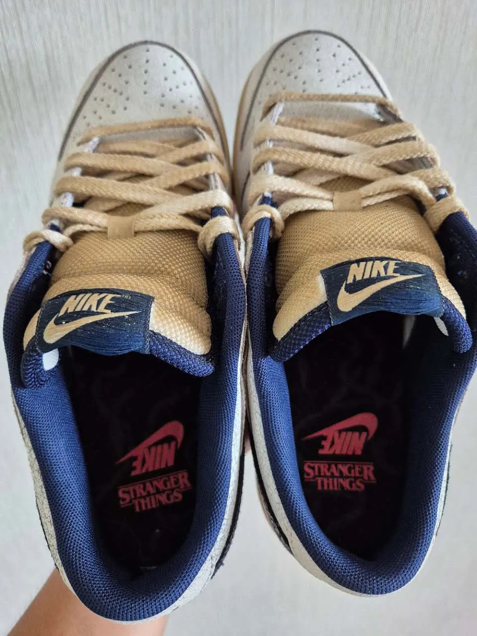 IH6766-002,IH6766-001,Dunk Low 《怪奇物语》跟 Nike 联名了!新鞋细节不少! IH6766-002,IH6766-001,Dunk Low 《怪奇物语》跟 Nike 联名了!新鞋细节不少!