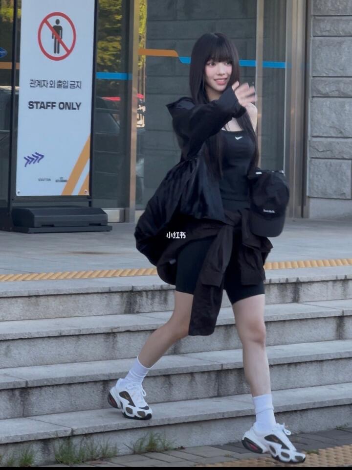 明星上脚 KARINA 柳智敏同款!这双 Air Max 见过吗? 明星上脚 KARINA 柳智敏同款!这双 Air Max 见过吗?