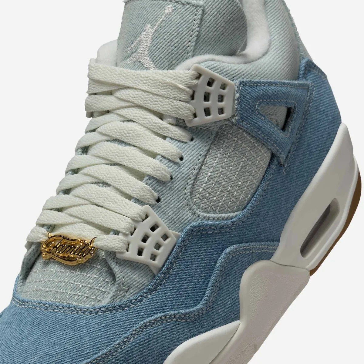 Air Jordan 4,AJ4,IB6716-100 下周登场!「小 Levis AJ4」确实帅啊! Air Jordan 4,AJ4,IB6716-100 下周登场!「小 Levis AJ4」确实帅啊!