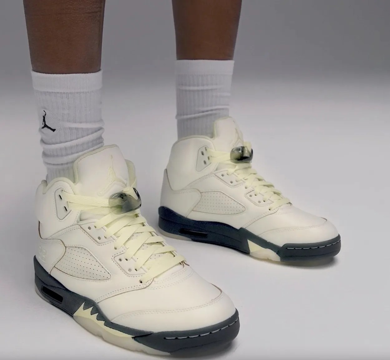 AJ,AJ5,Air Jordan 5,Luminous G 又有 35 周年纪念 AJ5!这次细节变了! AJ,AJ5,Air Jordan 5,Luminous G 又有 35 周年纪念 AJ5!这次细节变了!