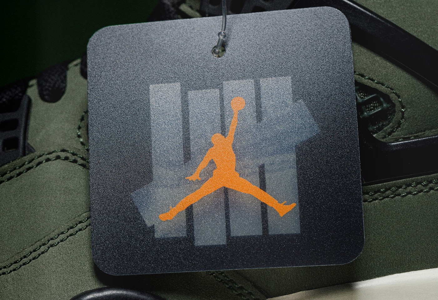 IB1519-200,IB1854-200,UNDEFEAT UNDFTD x AJ4 还有入手机会?货量如何?今天一篇看懂! IB1519-200,IB1854-200,UNDEFEAT UNDFTD x AJ4 还有入手机会?货量如何?今天一篇看懂!