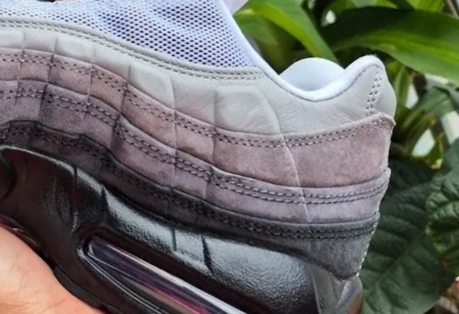 Nike SB x Nike Air Max 95 货号:H Nike SB x Air Max 还有新鞋!实物泄露! Nike SB x Nike Air Max 95 货号:H Nike SB x Air Max 还有新鞋!实物泄露!