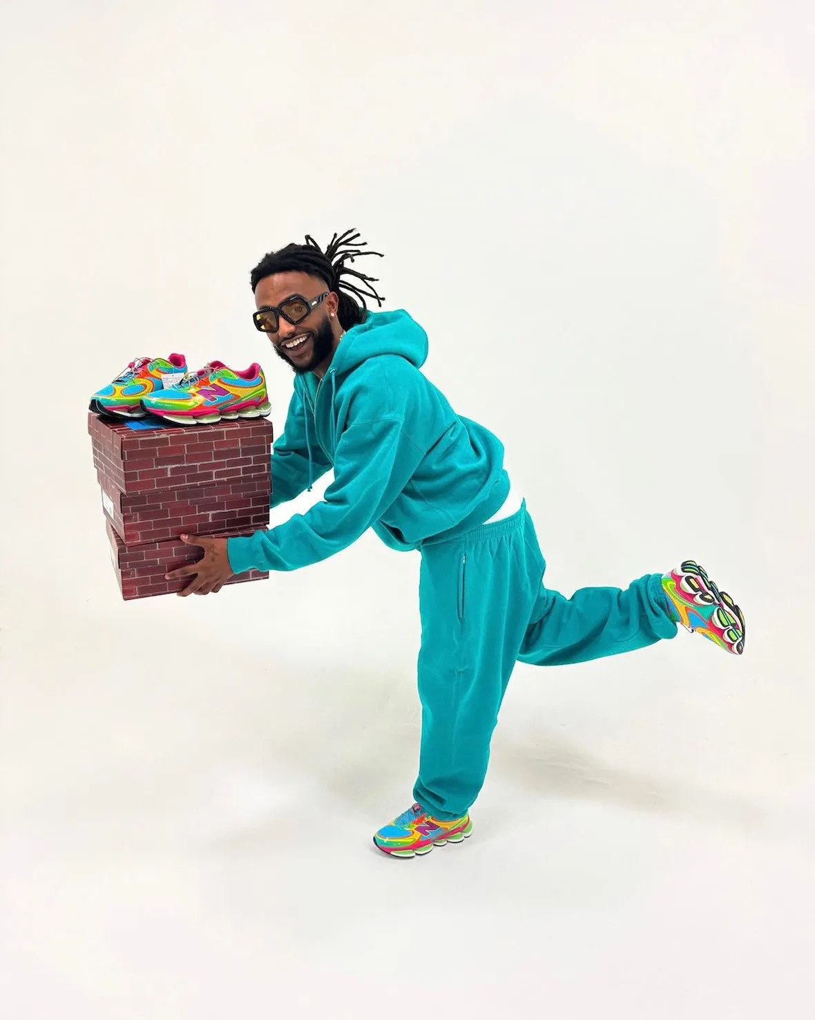 New Balance 2000,New Balance 会场限量 100 双的 NB 新鞋!夜光效果太酷了! New Balance 2000,New Balance 会场限量 100 双的 NB 新鞋!夜光效果太酷了!