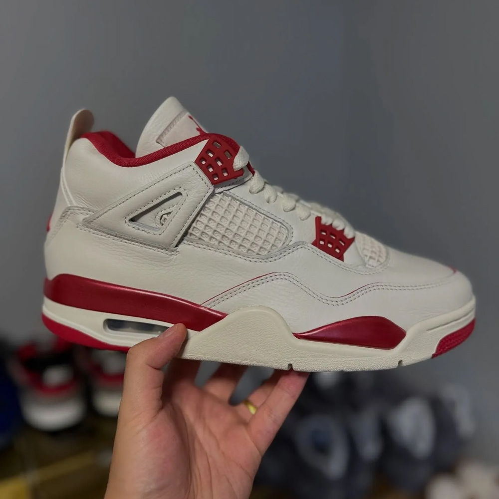 Air Jordan 4,AJ4,Sierra Red,WM 设计够大胆!明年「情人节 AJ4」首次曝光! Air Jordan 4,AJ4,Sierra Red,WM 设计够大胆!明年「情人节 AJ4」首次曝光!