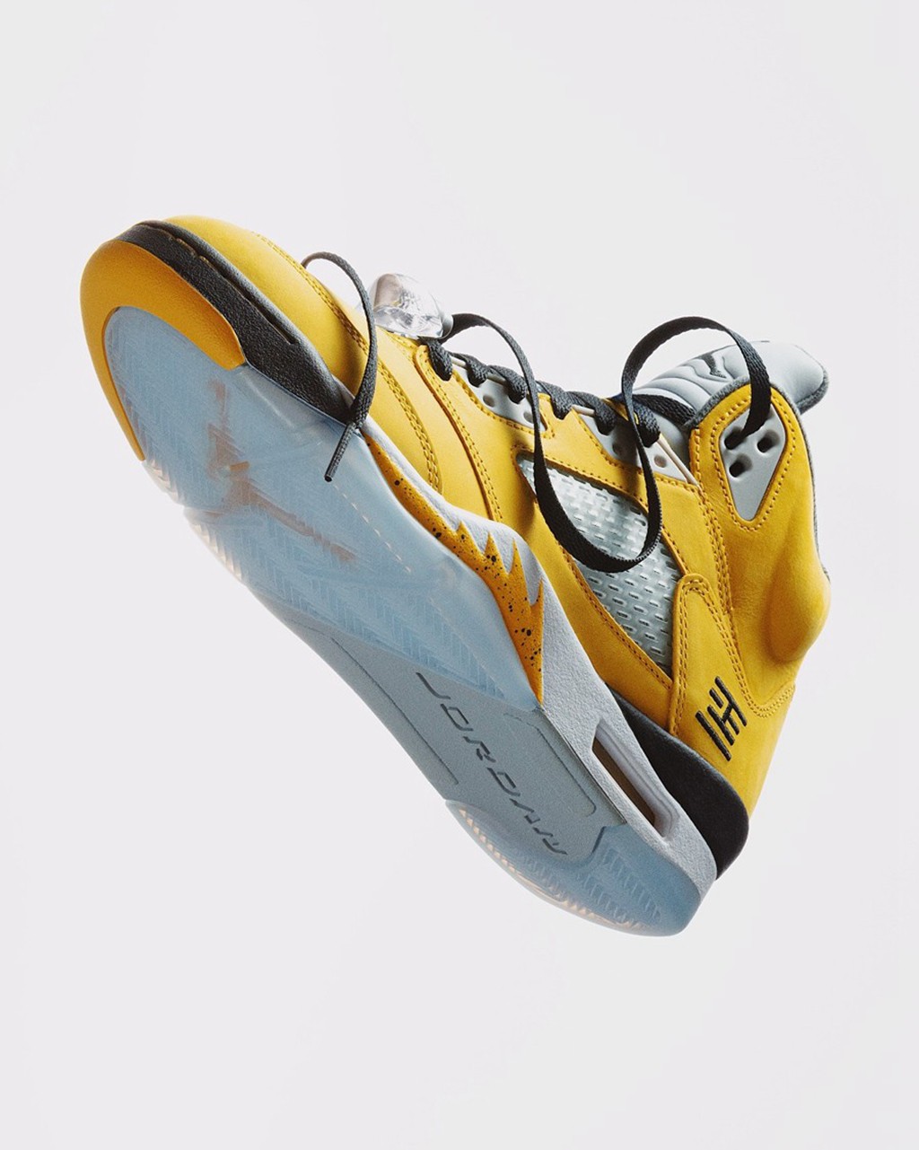 清单,Air Jordan,Nike,Dunk  9 月新鞋市价回顾!2025 年了,还有鞋能「破万」!? 清单,Air Jordan,Nike,Dunk  9 月新鞋市价回顾!2025 年了,还有鞋能「破万」!?