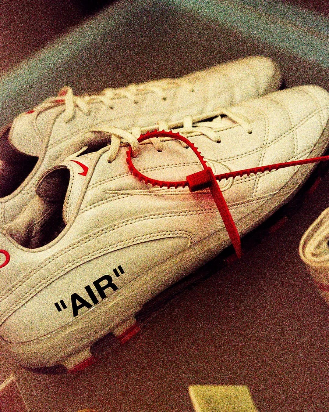 Virgil Abloh,Nike,OW Virgil 限时展览!都是没见过的 Nike 联名! Virgil Abloh,Nike,OW Virgil 限时展览!都是没见过的 Nike 联名!