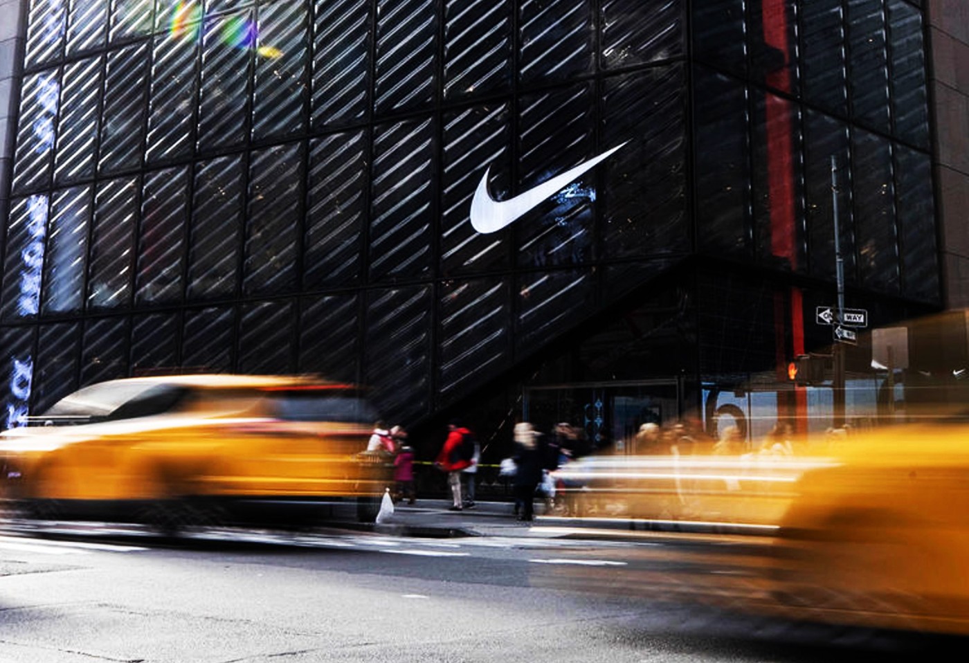 Nike,Elliott Hill 关税压力大!Nike 将提高产品价格 Nike,Elliott Hill 关税压力大!Nike 将提高产品价格