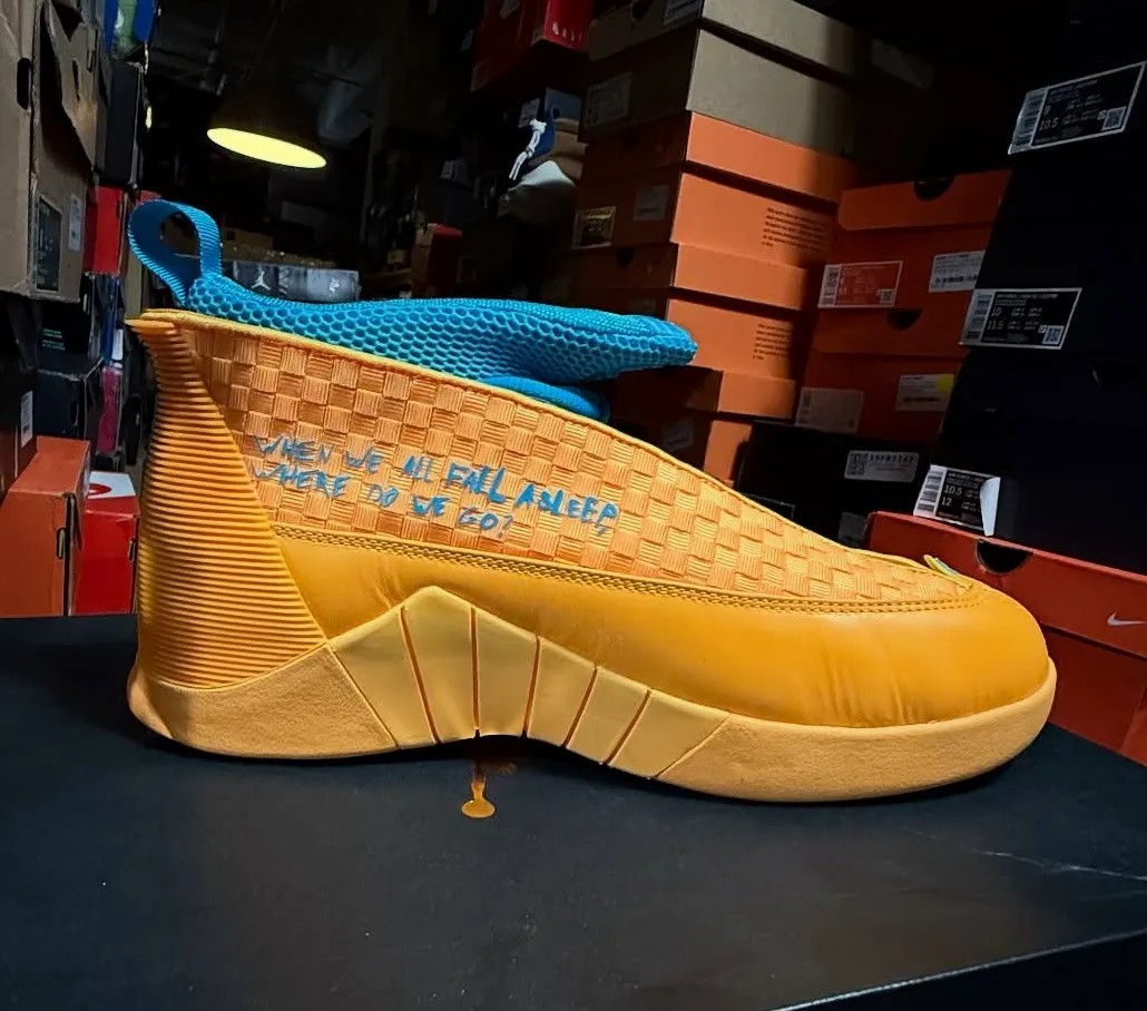 Billie Eilish,AJ,Air Jordan 首次曝光!碧梨 x AJ 实物泄露,真有点骚气! Billie Eilish,AJ,Air Jordan 首次曝光!碧梨 x AJ 实物泄露,真有点骚气!