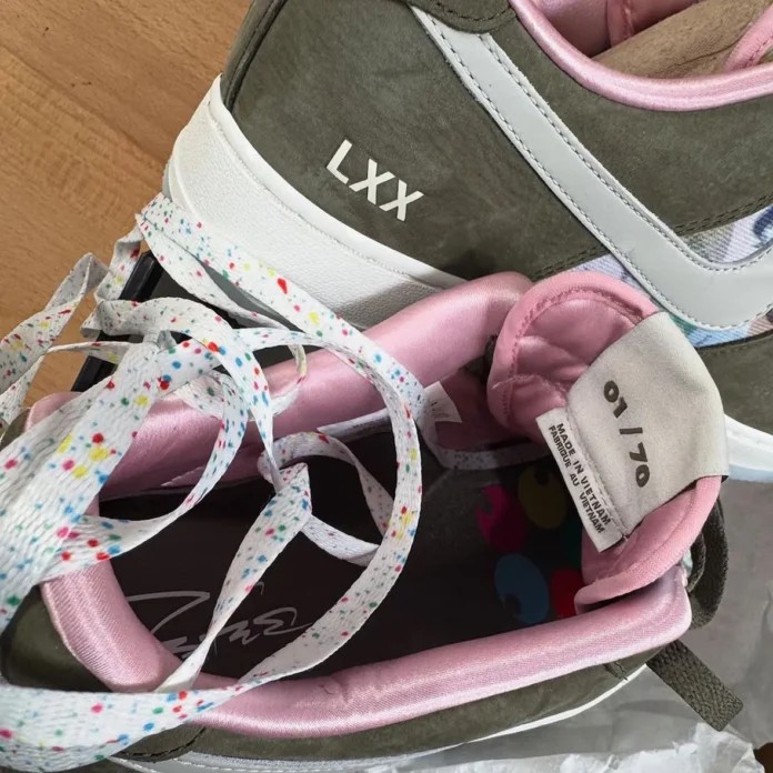 超,限量,Futura,Nike,新鞋,曝光,著名,的,涂鸦 超限量!涂鸦大师 Futura x Nike 新鞋曝光! 超,限量,Futura,Nike,新鞋,曝光,著名,的,涂鸦 超限量!涂鸦大师 Futura x Nike 新鞋曝光!