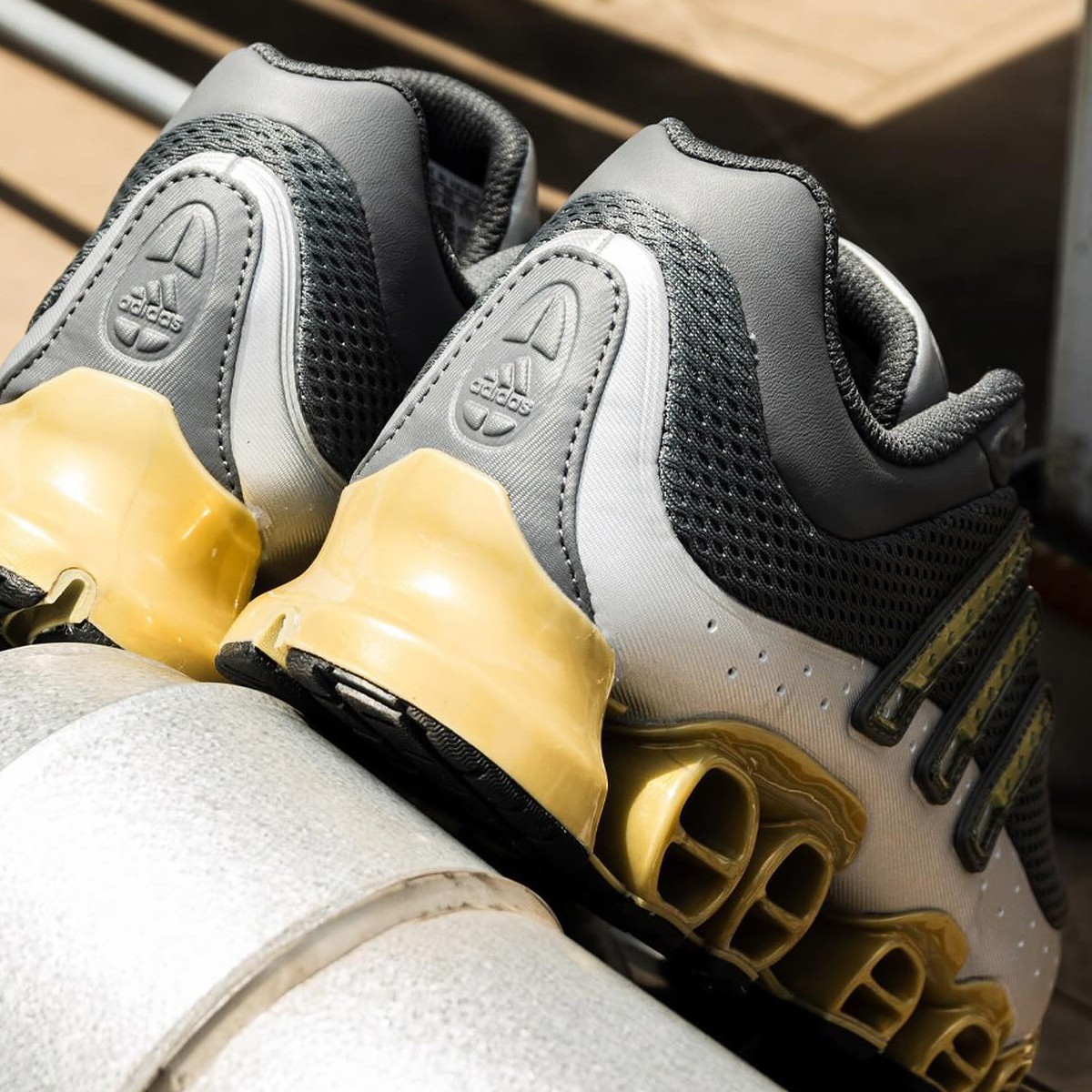 阿迪,这双,鞋,一出,还,真,把,我搞,纠,结了,…, 阿迪这双鞋一出,还真把我搞纠结了… 阿迪,这双,鞋,一出,还,真,把,我搞,纠,结了,…, 阿迪这双鞋一出,还真把我搞纠结了…