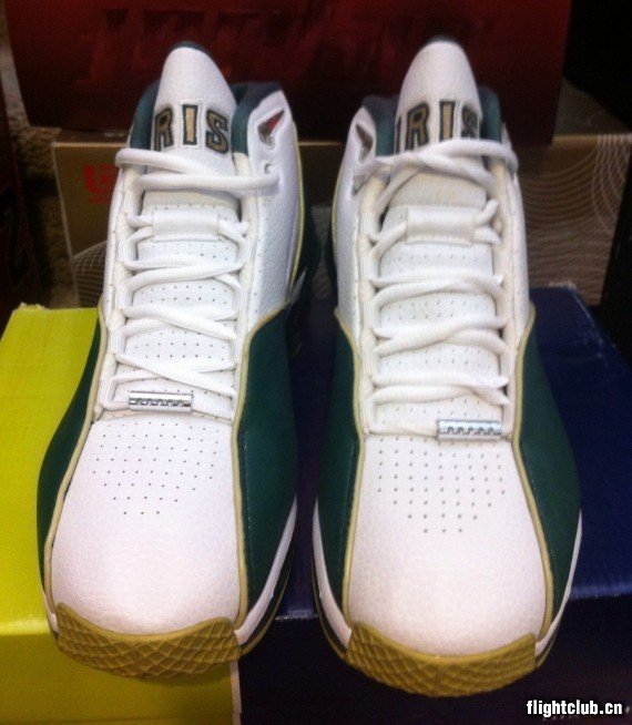 Nike Shox VC II 圣文森特圣玛丽高中PE 实物图赏