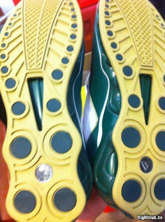 Nike Shox VC II 圣文森特圣玛丽高中PE 实物图赏