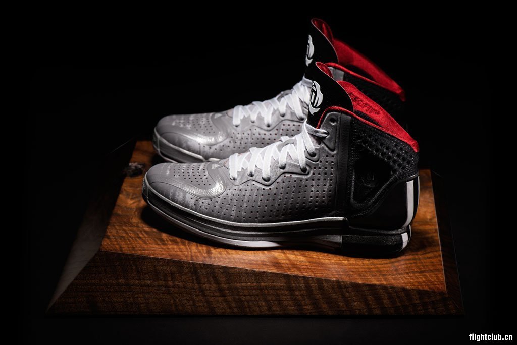 adidas官方丢布D Rose 4及相关服饰装备