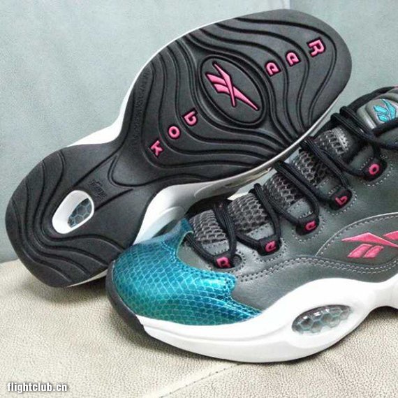 Reebok Question 灰/水蓝/粉 实物曝光