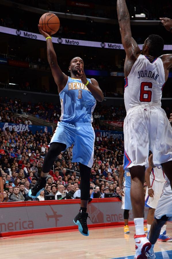 乔丹 汉密尔顿赛场穿着 喬登 12 “Gamma Blue”