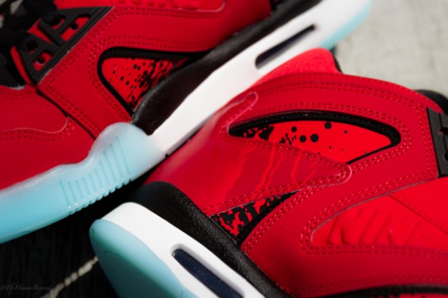 Nike Air Tech Challenge Hybrid “Chilling Red” 即将丢售