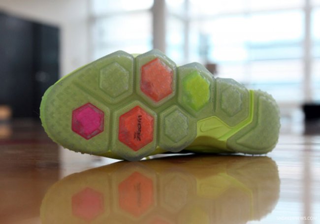 球鞋资讯,球鞋新闻,时尚杂  Nike Zoom Hypercross 实物细节一览