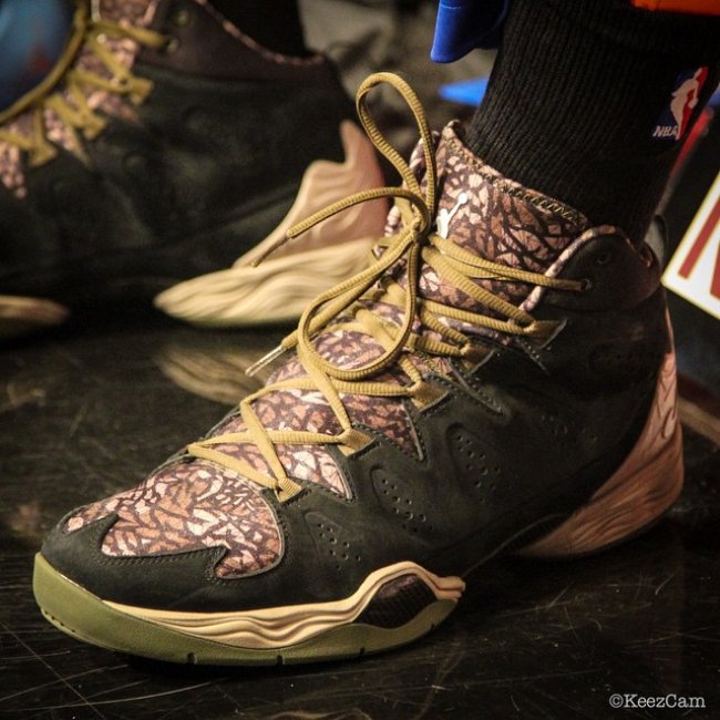 安东尼上脚 jordan melo m10"老兵节 pe