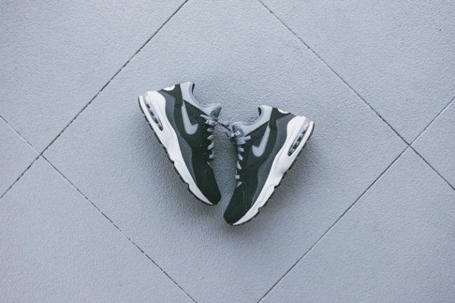 球鞋资讯,球鞋新闻,时尚杂  Nike Air Max 93 “Cool Grey” 酷灰配色曝光