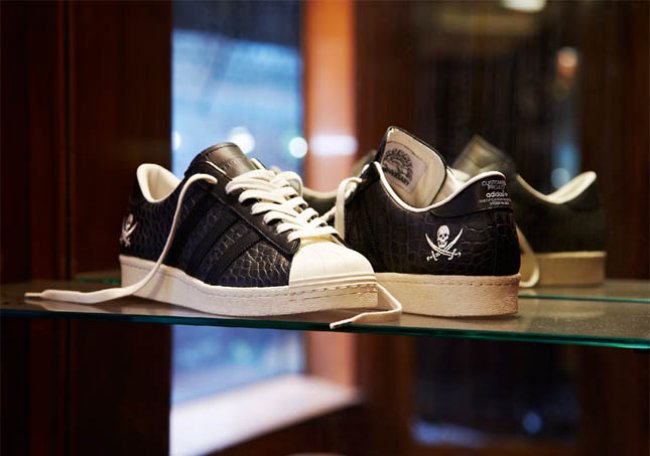 球鞋资讯,球鞋新闻,时尚杂  NEIGHBORHOOD x Union x adidas Originals 三方联名鞋款