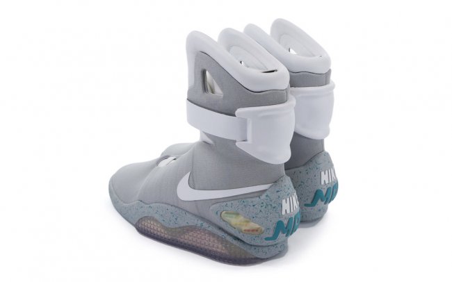 限量nike air mag 套装以天价现身网络