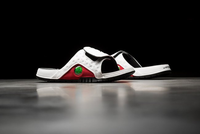 Air Jordan Hydro 13,AJ13,Air J AJ13拖鞋 白红和黑猫！Air Jordan 13 的先头部队已经上架！