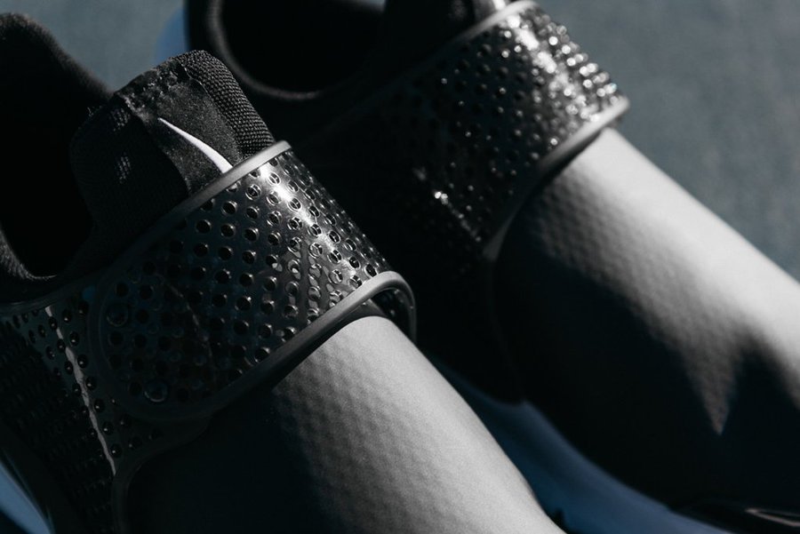 Sock Dart,Nike  防水机能新选择，Nike Sock Dart SE 黑白配色即将发售