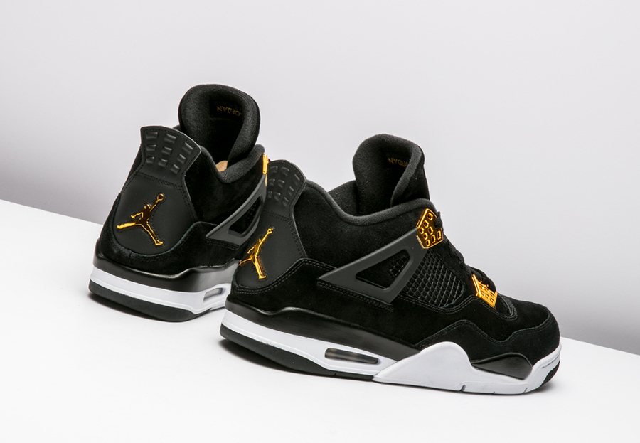 308497-032,AJ4,Air Jordan 4 308497-032AJ4 近期最值得关注的球鞋，就是这双黑金 Air Jordan 4 了！