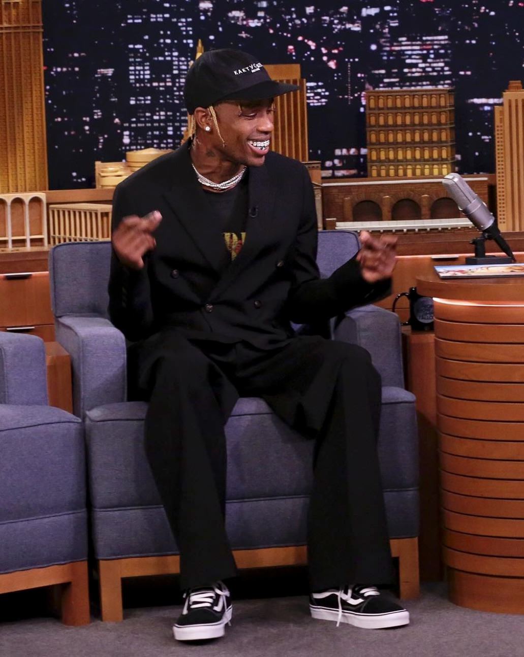 travis scott vans old skool