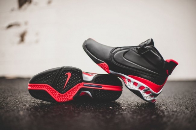 nike zoom vick 2 away 黑红配色霸气登场