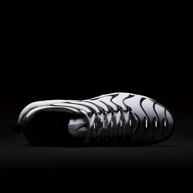 tuned air 回归!air max plus tn ultra 全新双色现已上架