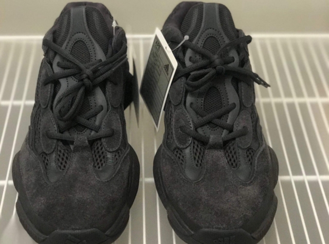 6 月发售!yeezy 500 全黑配色再曝全新实物图