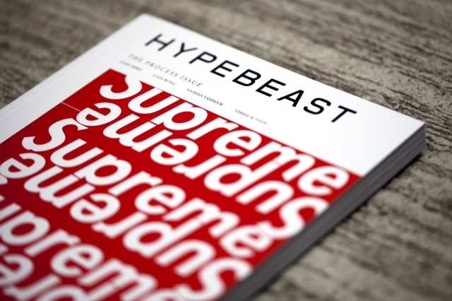 hypebeast 旗下发行的实体杂志 《hypebeast magazine