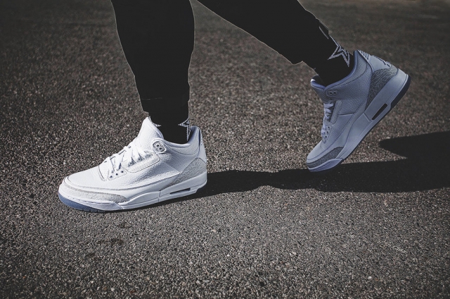 纯白 yeezy boost 350 v2 "triple white"