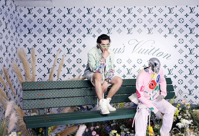 吴亦凡上脚「最有排面的 lv 球鞋」!售价超万元,玩命抢可能都买不到!