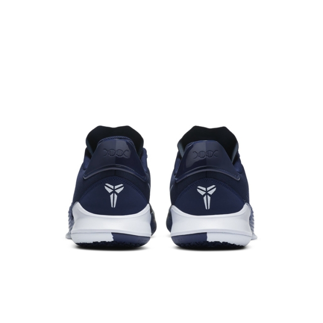 目前,四款配色的 nike mamba fury 尚未释出具体登场信息,我们还将