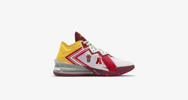 詹姆斯上脚全新联名 lebron 18 low!现已发售!