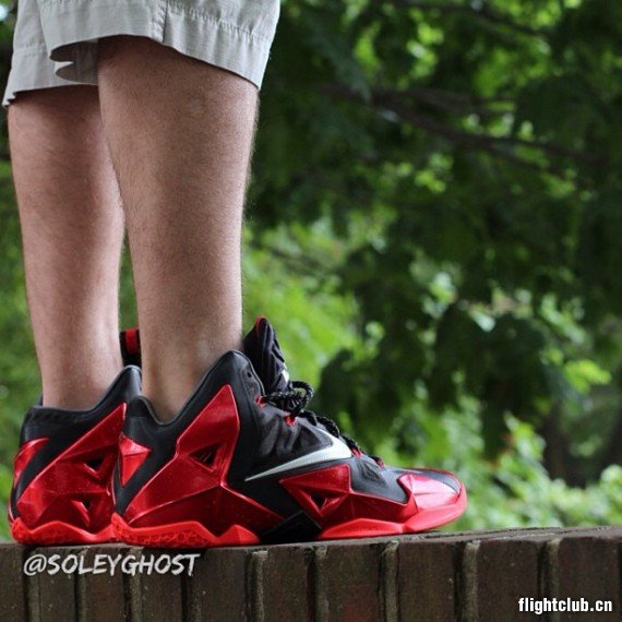 lebron  Nike LeBron 11 “Heat” 上脚实拍