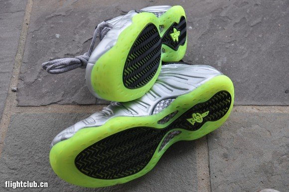 foamposite  Nike Foamposite One ＂Grey/Volt Camo＂实物曝光