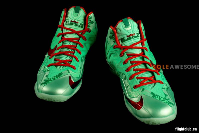 lebron 11,lbj11  LeBron 11 ＂Christmas/圣诞大战＂ 更多实物曝光