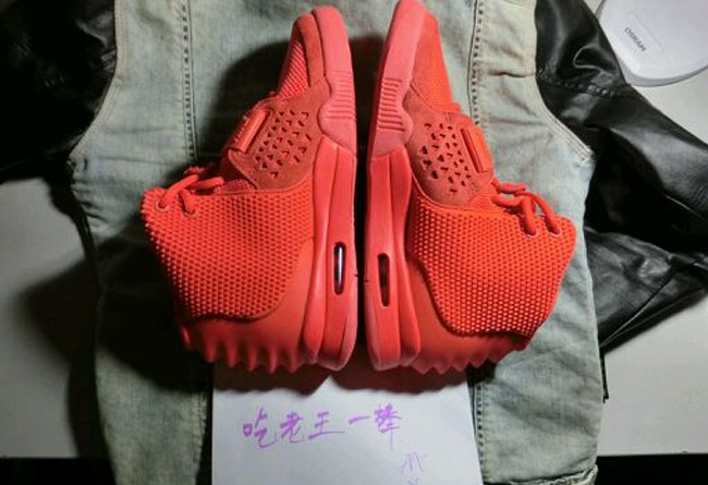 贴吧,网友,出售,Nike,Air,Yeezy,Red,Oc  贴吧网友出售 Nike Air Yeezy 2 ＂Red October＂