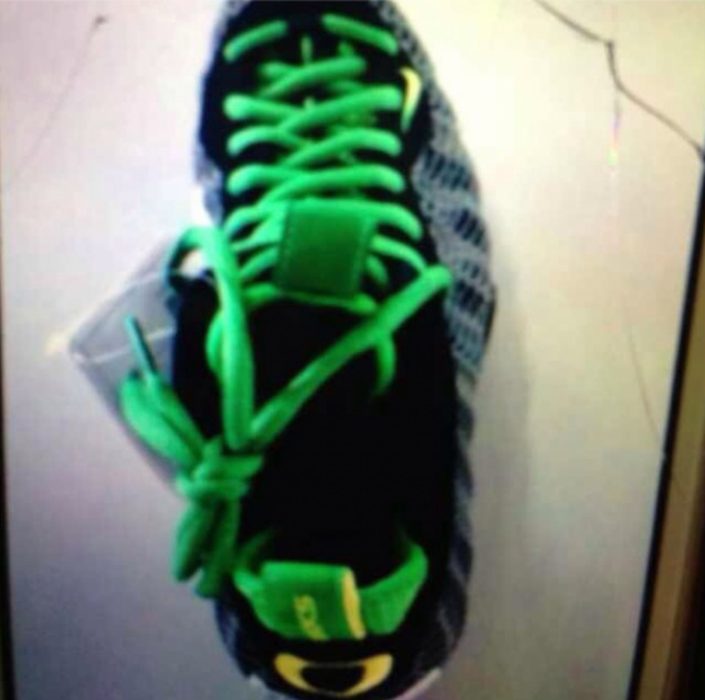 Nike,Air,Foamposite,One,“,Oreg  Nike Air Foamposite One “Oregon Ducks” 谍照曝光