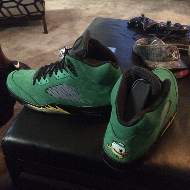 AJ5俄勒冈鸭子 AJ5俄勒冈鸭子 杜兰特展示 Air Jordan 5 ＂Oregon Ducks＂