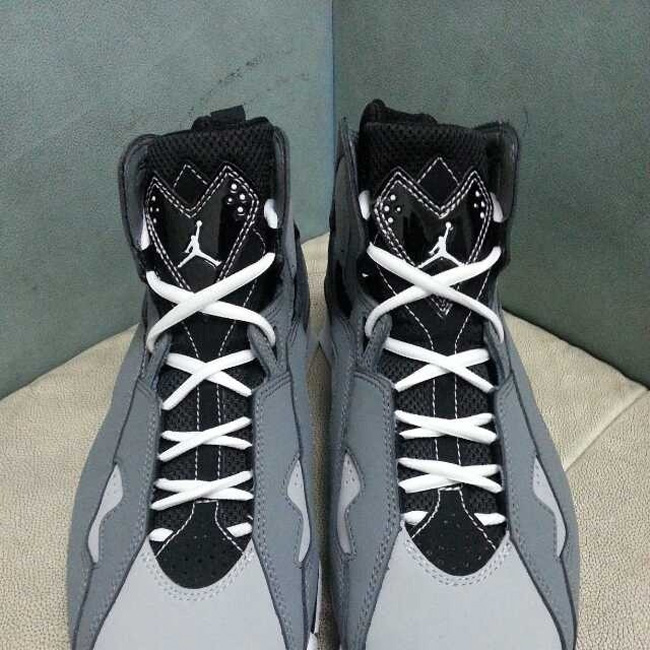 Jordan,True,Flight,灰黑,配色,实物,曝光 AJ7改款鞋 Jordan True Flight 灰黑配色实物曝光